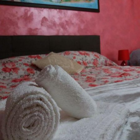 Su Casciu Bed & Breakfast Bosa Bagian luar foto