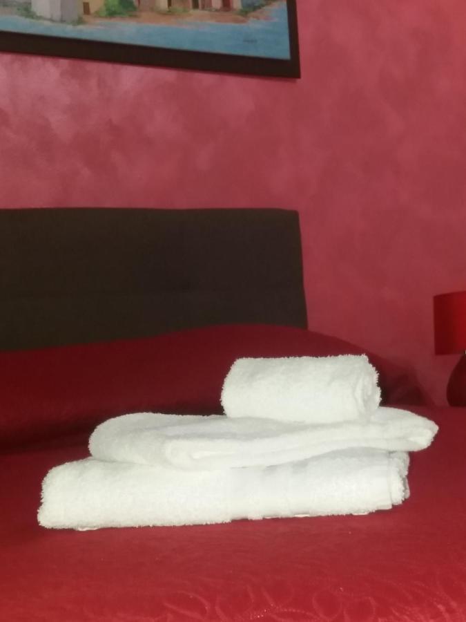 Su Casciu Bed & Breakfast Bosa Bagian luar foto