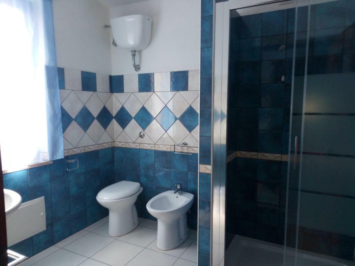 Su Casciu Bed & Breakfast Bosa Bagian luar foto