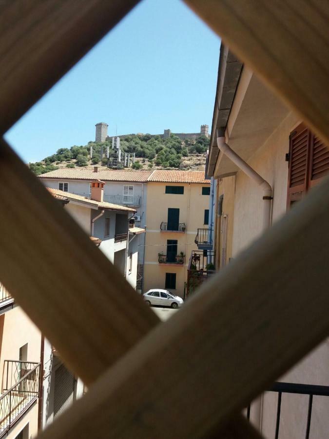 Su Casciu Bed & Breakfast Bosa Bagian luar foto