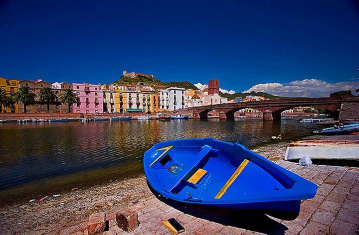 Su Casciu Bed & Breakfast Bosa Bagian luar foto