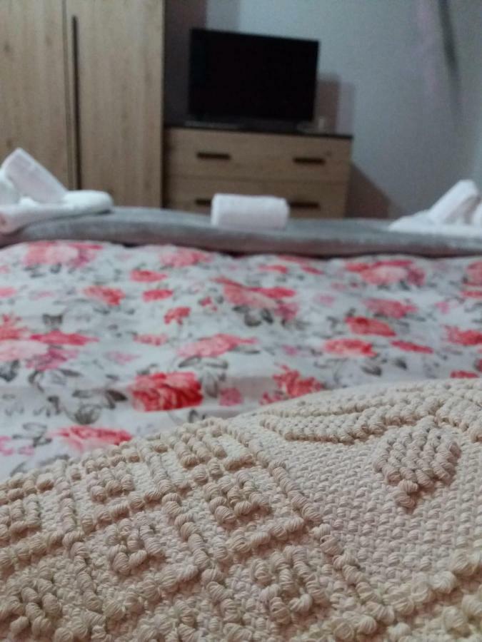 Su Casciu Bed & Breakfast Bosa Bagian luar foto