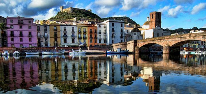Su Casciu Bed & Breakfast Bosa Bagian luar foto